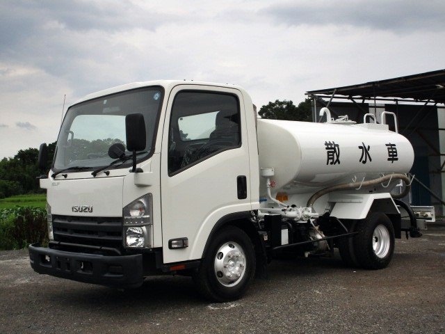 2014 ISUZU ELF Water Tanker Truck