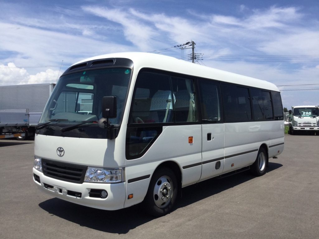 Toyota bus market владивосток