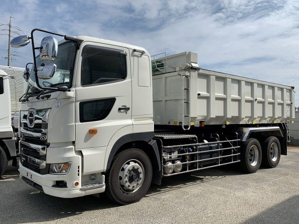 2018 HINO PROFIA Deep Dump Truck