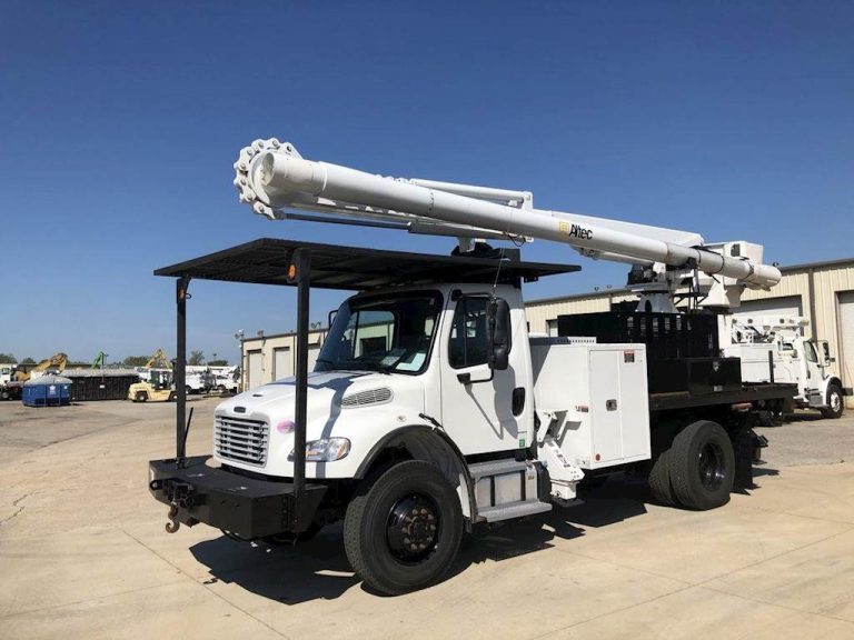 2017 Freightliner M2 106 Bucket | Commercial Trucks For Sale