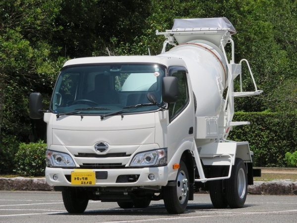 2019 HINO Dutro Concrete Mixer Truck