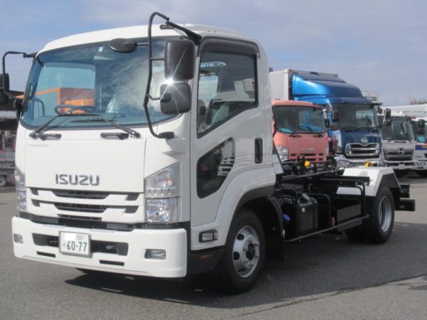 2021 ISUZU Forward HookLift Truck