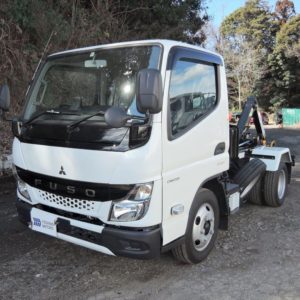 2021 FUSO Canter HookLift Truck