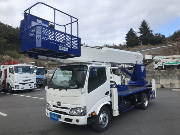 2021 HINO Dutro BoomLift Truck