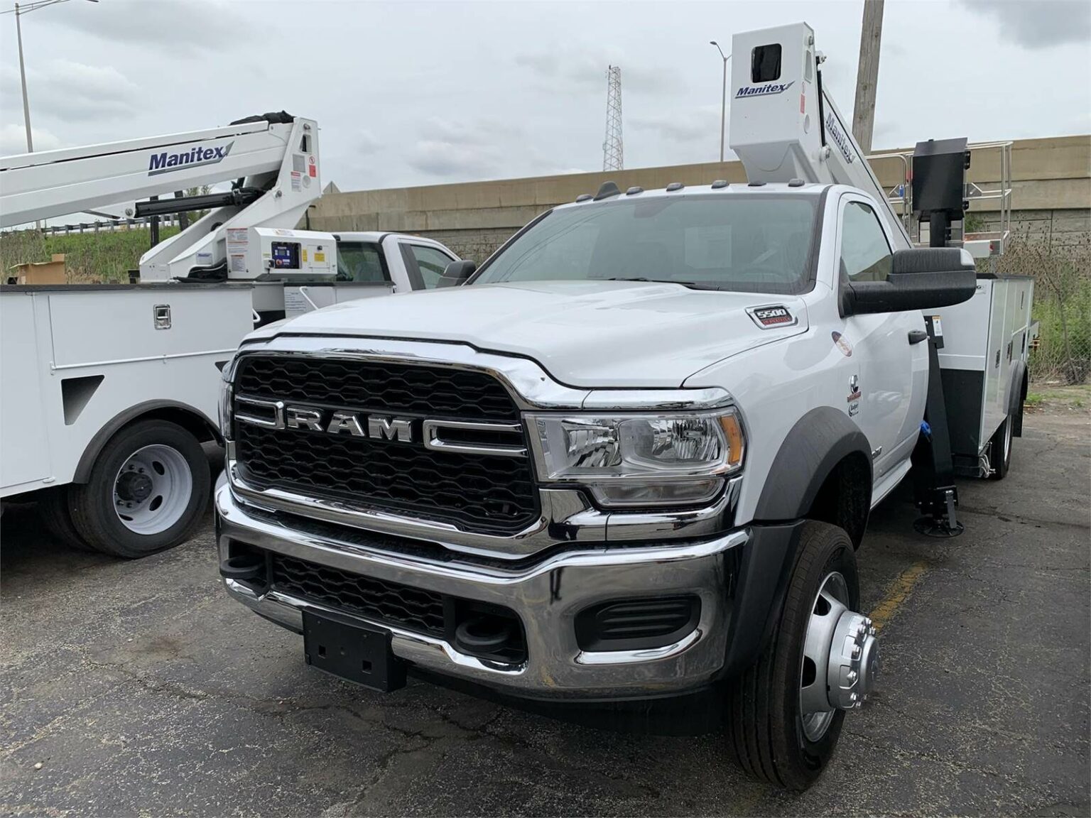 2021 Dodge Ram 5500 Bucket Truck - Commercial Trucks For Sale 