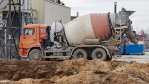 Read more about the article Concrete Trucks Specifications And Features